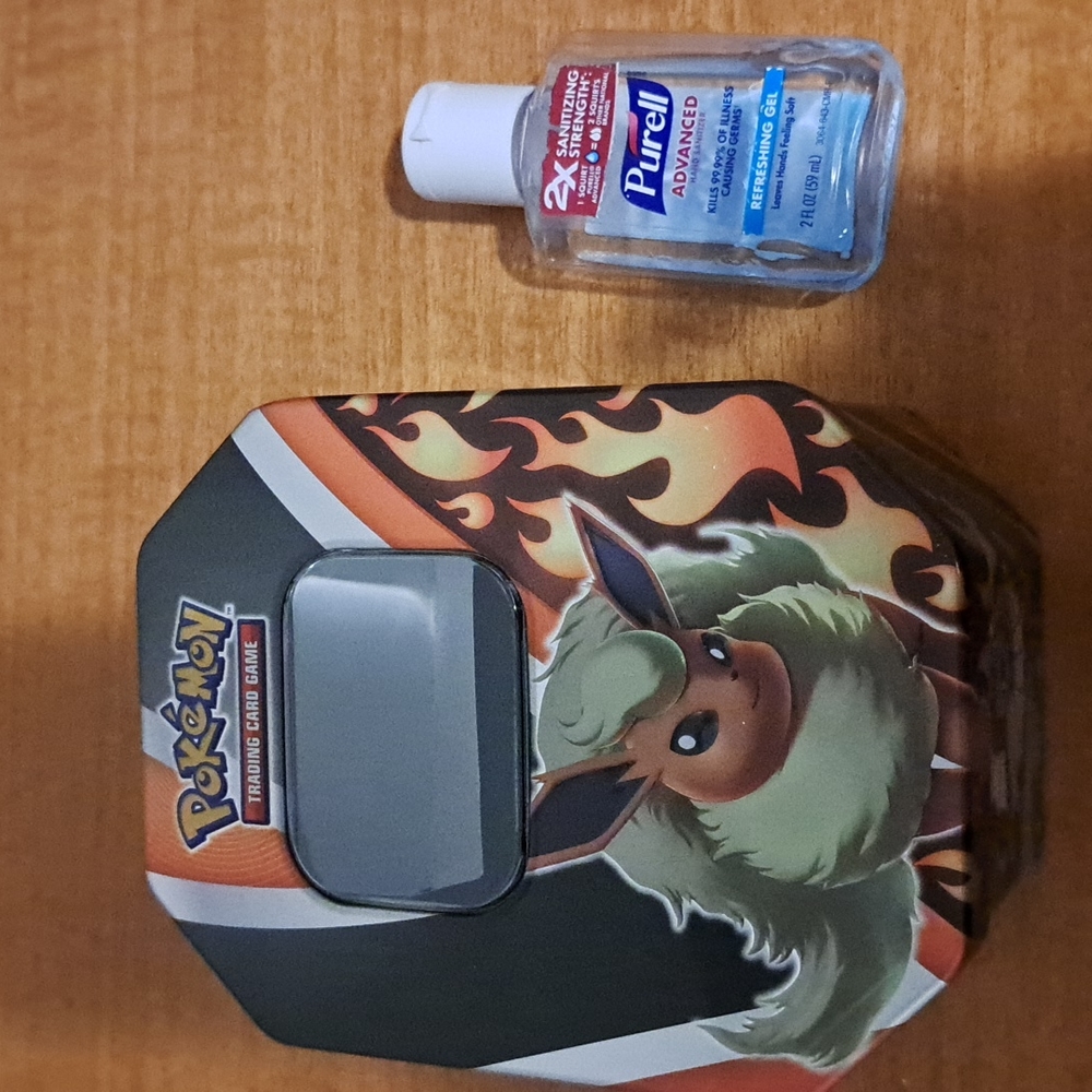Pokemon Tin with lid